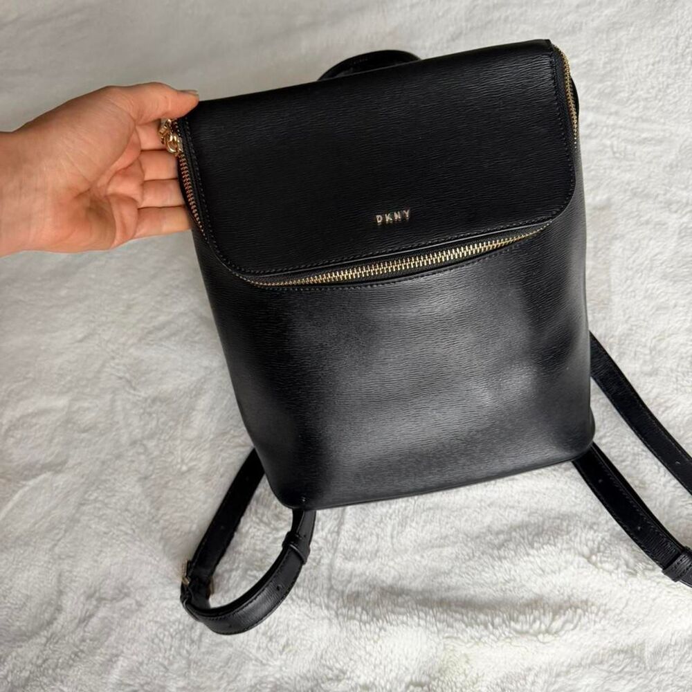 Dkny Women's Black Backpack Bag